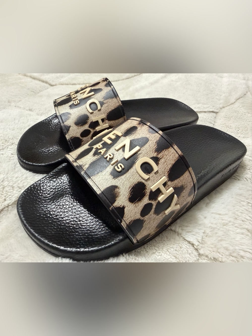 $488 Givenchy Logo Black Beige Leopard Animal Print Rubber Slide Sandals 38 8